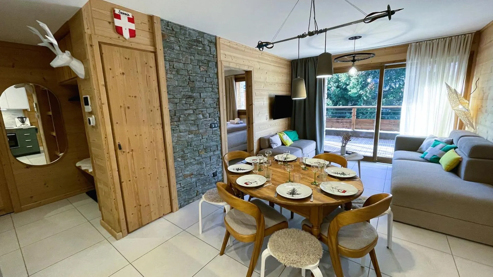 Appartement 8 Personnes Neuf Au Coeur Du Village Saint-Sorlin-dʼArves